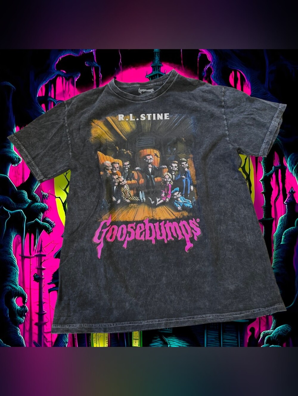 Scholastic Goosebumps Graphic Tee - Black with Pink Logo